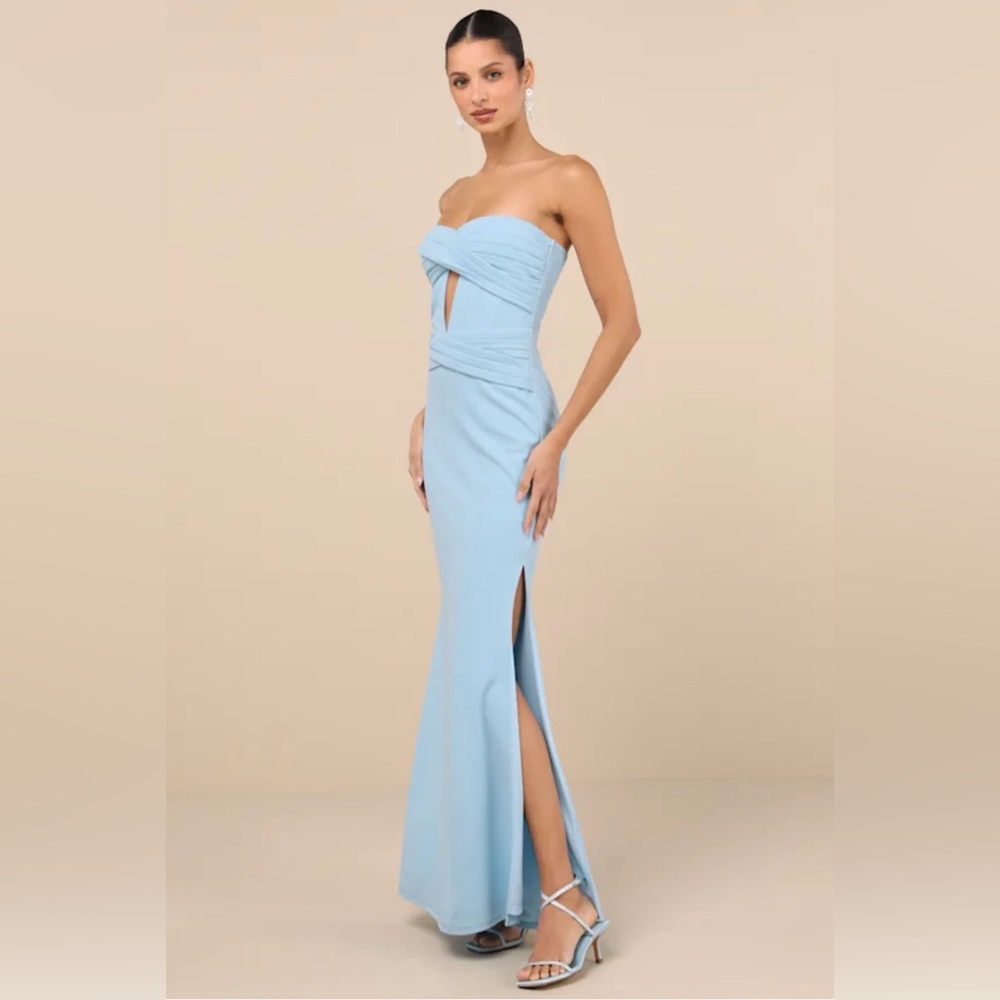 Lulu's Strapless Light Blue Dress